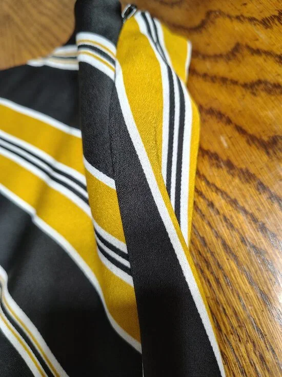 Dressy, Flowy, Skirt with Zipper - Picture 3 of 4